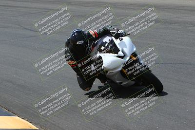 media/Apr-10-2022-SoCal Trackdays (Sun) [[f104b12566]]/Bowl (11am)/